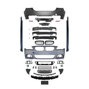 <span class=keywords><strong>M</strong></span> tech stil <span class=keywords><strong>M</strong></span> spor vücut kiti araba tamponları parçaları BMW 5 serisi için F10 2010-2017 arka tampon yan etekler ön tampon