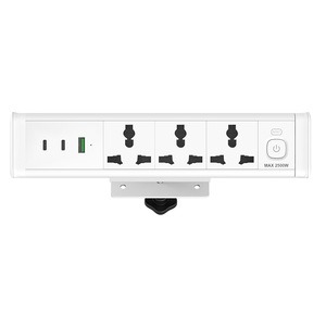 Innovadora abrazadera de 3 salidas Regleta de alimentación Universal 65W USB Enchufe de escritorio 2500W Max Salidas de borde de escritorio con conectividad NFC - Product Image 4