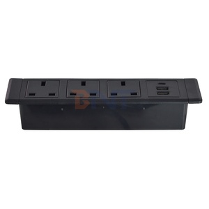 Enchufes de alimentación multifuncionales de escritorio con 3 enchufes de CA y 2 * enchufes de carga USB A + 1 * USB C - Product Image 4