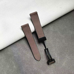 Boucle magnétique marron foncé-noir