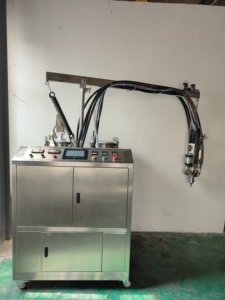 <strong>Dongguan</strong> Memory Pillow Low Pressure <strong>Foaming</strong> <strong>Machine</strong> Customized Factory Polyurethane High Pressure <strong>Foaming</strong> <strong>Machine</strong>