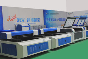 Máquina de corte por láser CO2 1325 con potencia de 3000W para Metal, vidrio, madera, acrílico y papel, Software de control CNC automático - Product Image 6