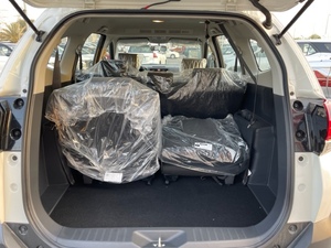 スタイリッシュにドライブこの洗練された信頼性の高いTOYOTA RUSH 1.5L SUV RWD MY2022を今日所有