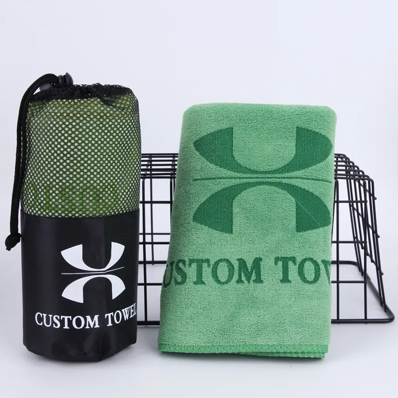 Asciugamano sportivo personalizzato in microfibra delle squadre di calcio della gioventù americana gioco Streamer asciugamani per adulti all'aperto rettangolo