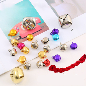 <span class=keywords><strong>DIY</strong></span> תכשיטי שרשרת כלב תג צמיד קישוט חג המולד בצבע מתכת פעמון