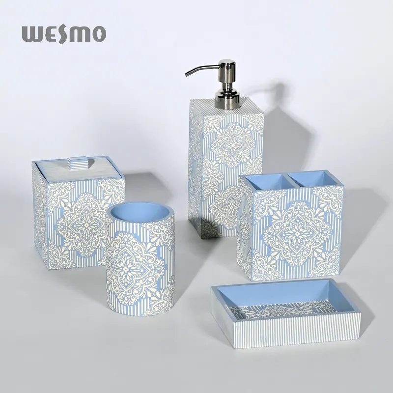 Vendita calda Design semplice bagno sapone lozione dispenser accessori per mobili in resina moderno polyresin Set da bagno