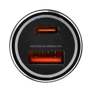4端口可伸缩USB快速充电器车载适配器，带调频发射器12-24v立体声功能，适用于移动设备和电话 - Product Image 3