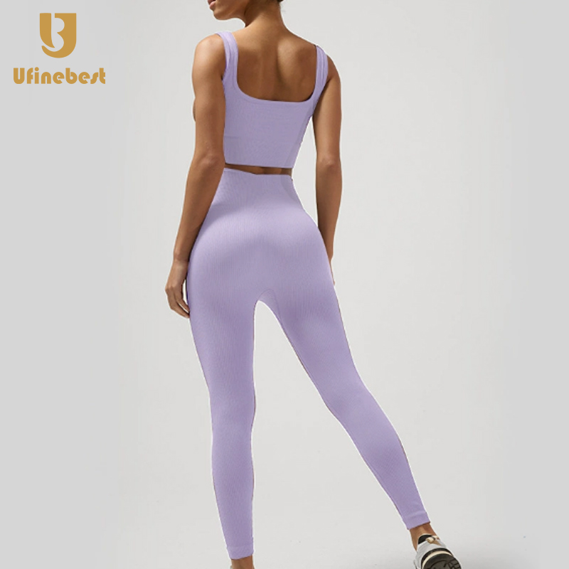 Ensemble soutien-gorge et leggings violet clair