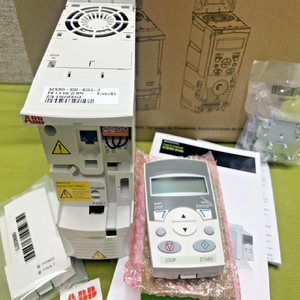 Nuovo e originale Plc IP20UL tipo aperto modello ACS35503U07A52 PLC Controller di programmazione