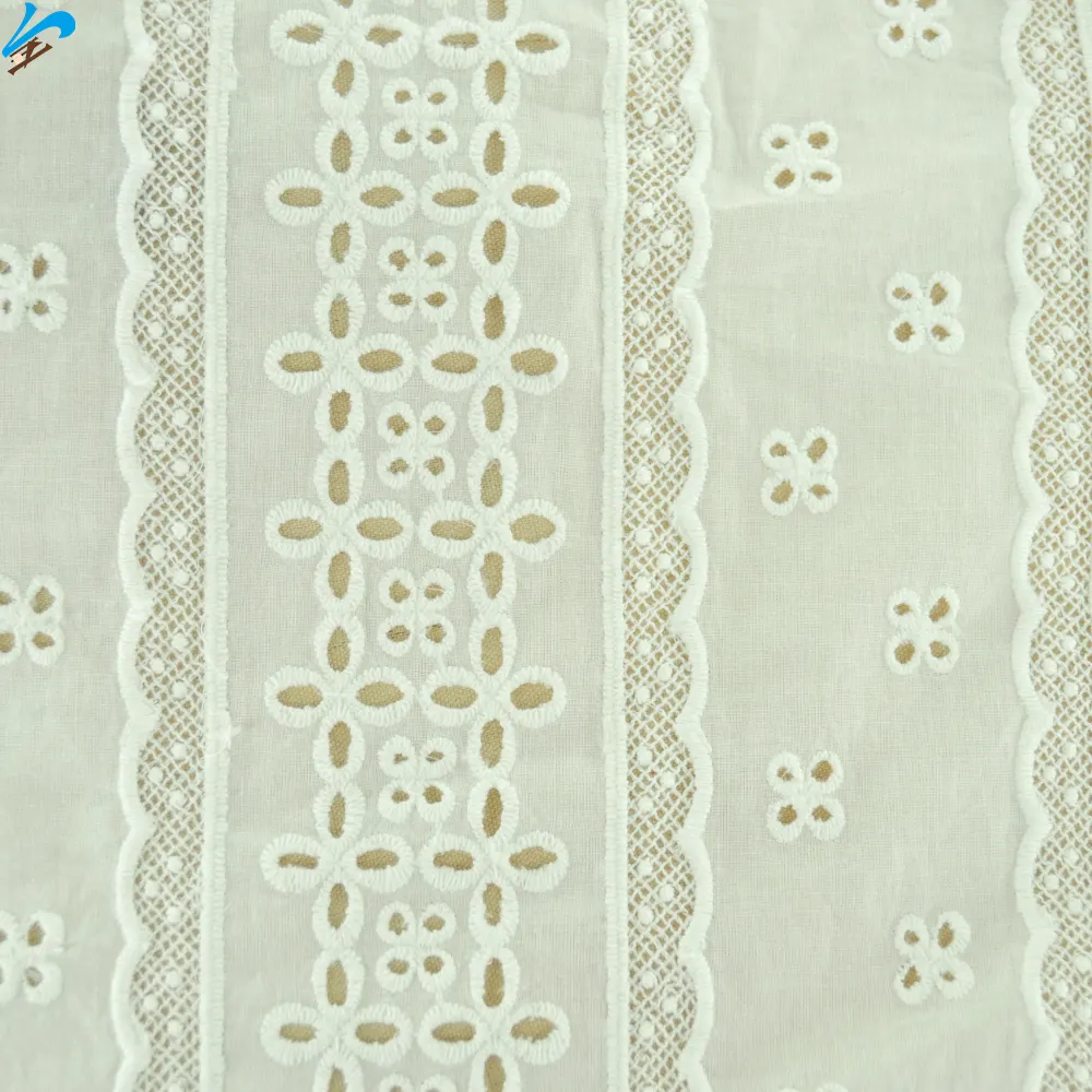 Tecido bordado de cor branca com desenho de flores rendas suíças personalizadas ilhós voile bordado bordado tecido 100% algodão