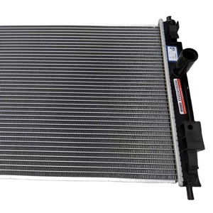 Pusula 68004049AB radyatör yüksek kaliteli ve mükemmel durumda ve normal olarak kullanılabilir - Product Image 2