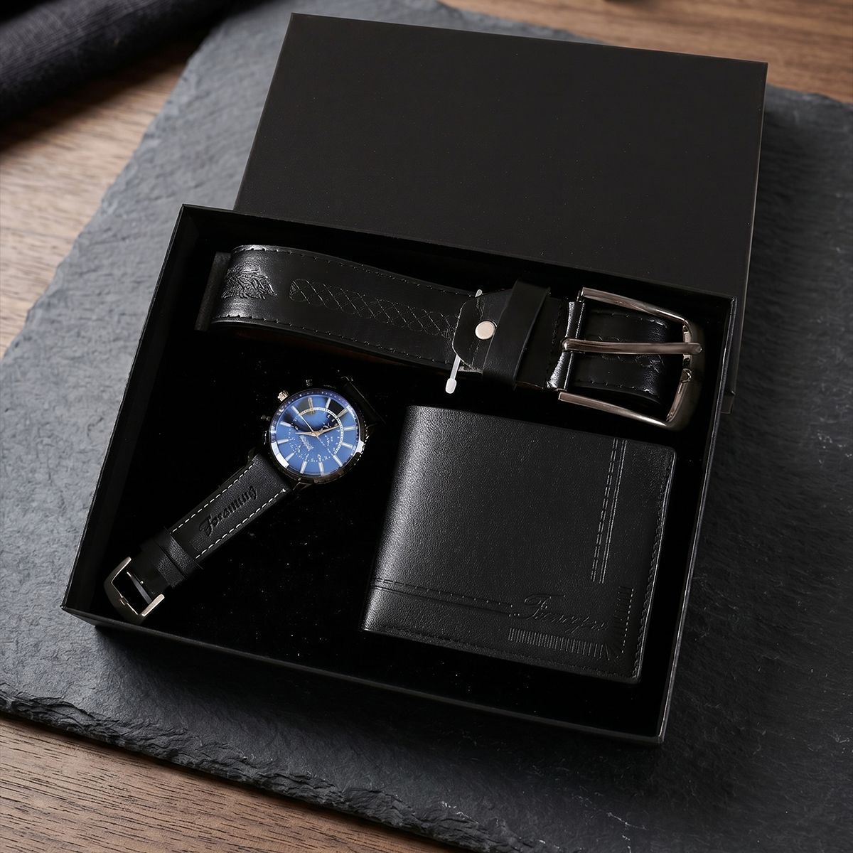 Nero (orologio + portafoglio + cintura + confezione regalo)