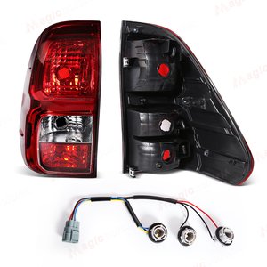 Toyota Hilux Revo kamyonet 2015 2016 2017 2018 için <span class=keywords><strong>Led</strong></span> stop lambaları dönüş sinyali ters işıklar 12V