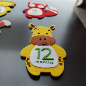 Özel yapıştırıcı su geçirmez hediye ambalaj dekor etiketleri Costom kişiselleştirilmiş temizle Logo çıkartması akın Sticker
