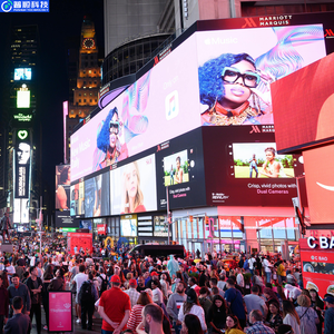 Pushunled Water proof P5 LED-Anzeige 3D Outdoor Digital Billboard Advertising Way Finding Video Broschüre Programm - Product Image 3