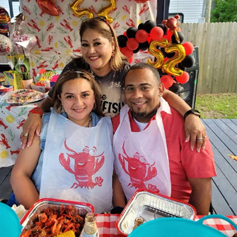 Logo kustom Restoran sekali pakai tahan air celemek makanan laut celemek kepiting plastik oto Lobster celemek dewasa UNTUK RESTORAN