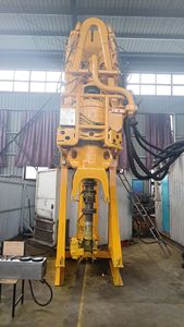 <span class=keywords><strong>TOP</strong></span> <span class=keywords><strong>Drive</strong></span> <span class=keywords><strong>System</strong></span> Equivalente a un sistema de perforación en yacimientos petrolíferos