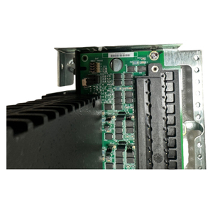 Il codice corrente del Controller di programmazione Plc originale Plc CB6N 5WPM-0140-AZ CB6N-5WPM-0140-AZ