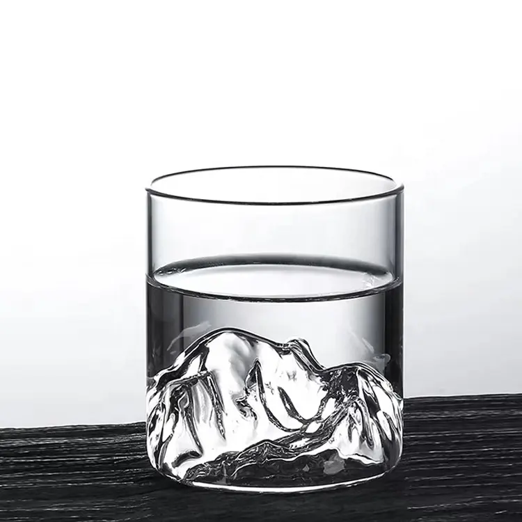 व्हिस्की हाई बोरोसिलिकेट शॉट ग्लास लक्ज़री के लिए हीट रेज़िस्टेंस स्नो माउंटेन पार्टी बार गिफ्ट व्हिस्की ग्लास कप लिकर ग्लास