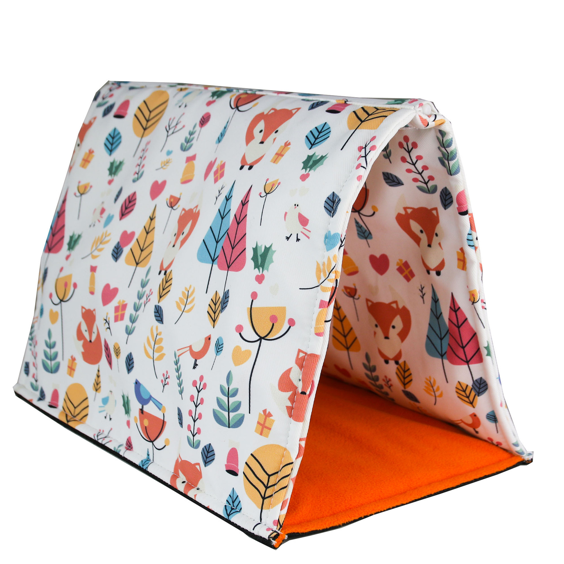 Lizard tent with little fox print