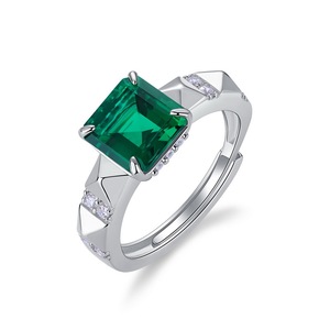 Best seller anello d'argento S925 stile retrò europeo americano Fang principessa coltivato taglio smeraldo Cross-Border alla moda