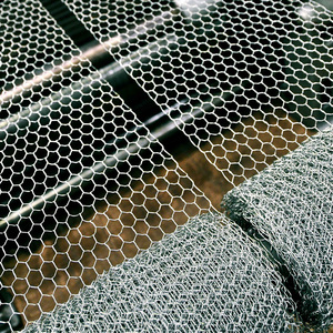 <strong>Hexagonal</strong> Wire Mesh 1/2 2 Inch Triple <strong>Twist</strong> Galvanized Pvc Coated <strong>Hexagonal</strong> Wire Fence Chicken <strong>Net</strong> for for Chicken Coop - Product Image 3