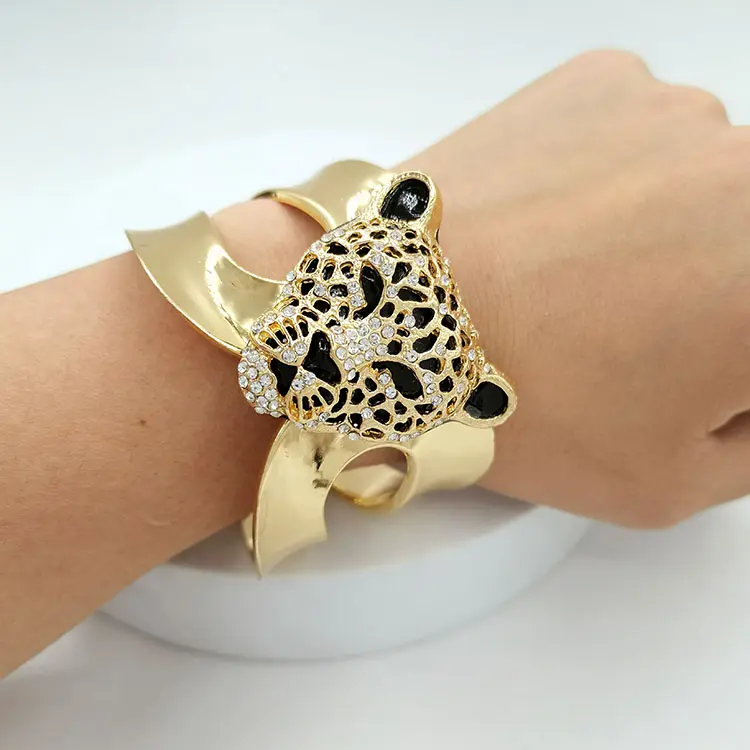 Pulsera con estampado de leopardo y diamantes de imitación, brazalete de moda europea y americana, chapado en oro de 18K, atmosférica, 2021