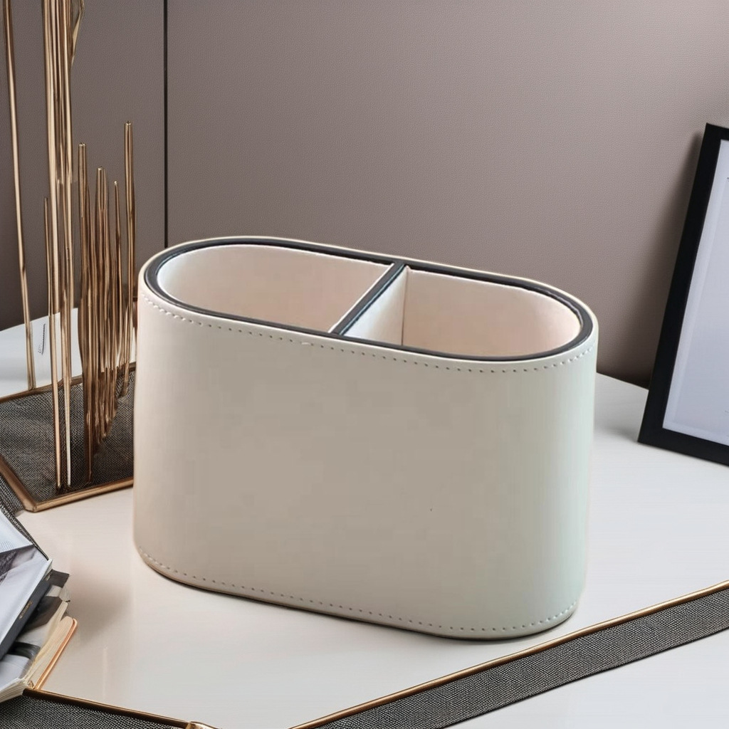 Porte-stylo ovale à deux compartiments-blanc crème