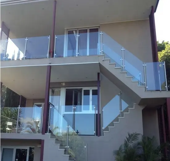 Цены на лестницу для террасы U Channel противостояние алюминиевые бескаркасные закаленные балконные стеклянные перила лестничные перила/перила