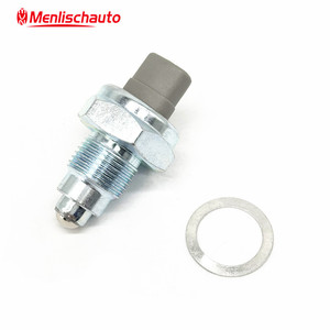 Büyük kalite ters ışık anahtarı 84210-12040 84210-52050 84210-01590 japon araba Land Cruiser Fits ES350 uyar