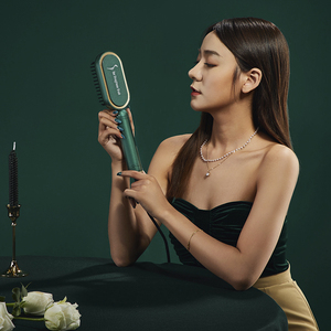 アリスヘアトラベルヘアをまっすぐにするためのプロの1000万アニオンヘアストレートナーブラシ