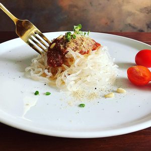 Organik düşük karbonhidrat kuru Konjak erişte glutensiz Vegan gıda düşük <span class=keywords><strong>kalori</strong></span> anında makarna lal sertifikalı Shirataki konplant bitki