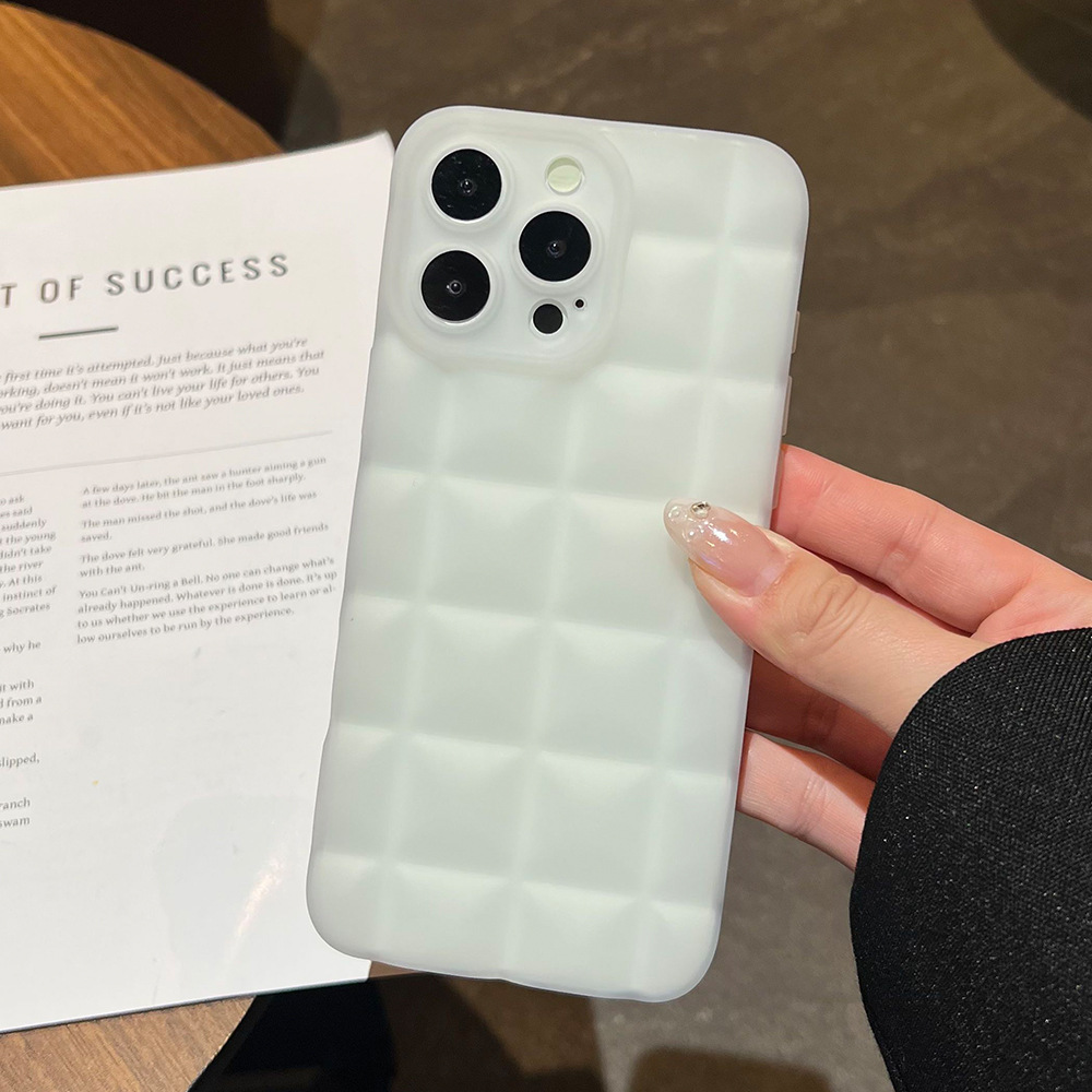 Estuche transparente a cuadros