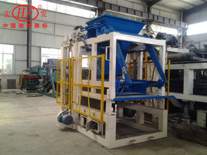 Qt6-15 машина для изготовления бетонных блоков - Product Image 6