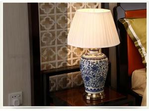豪华蓝白色廉价侧陶瓷台灯带织物灯罩58厘米高 - Product Image 4