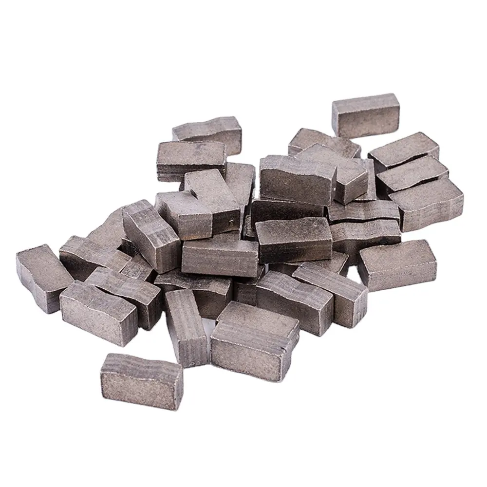 Pointes de coupe de bloc de pierre dure D2500mm Segments de diamant en poudre métallique pour la carrière de pierre de granit