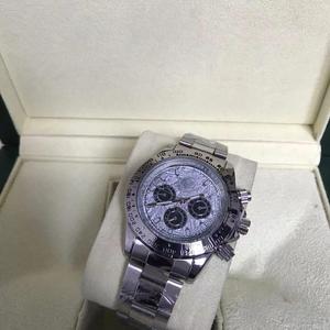 Nw1496女性用クォーツウォッチ可愛いハートベアデザインシンプルスタイルガラスダイヤルシリコン/プラスチック合金ベアレザー腕時計