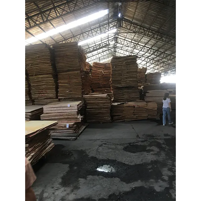 Tablero de madera contrachapada LVL de alta calidad para tableros de andamios de construcción para encofrado de viga de losa de hormigón