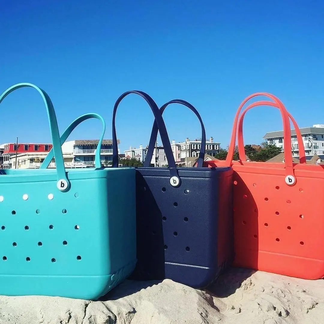 Bán buôn EVA Thời trang mới có thể giặt không thấm nước màu bãi biển túi xách lớn lớn mùa hè tùy chỉnh logo bãi biển Silicone bogg Túi