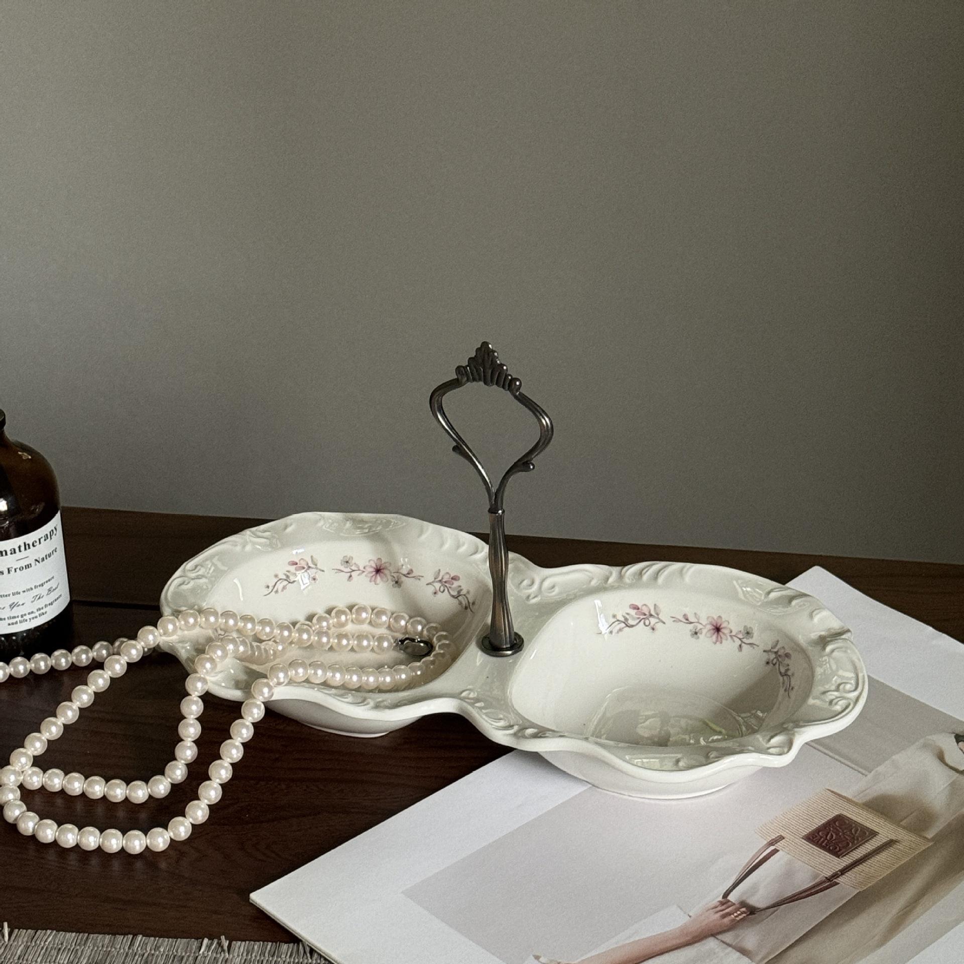 แผ่น2ตารางด้วยดอกไม้