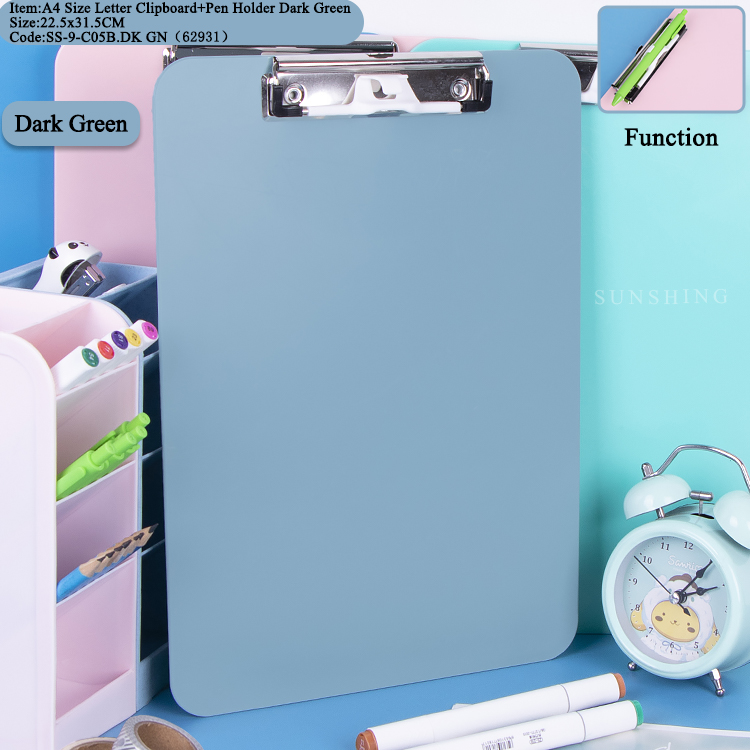 C05B Clipboard W/Pen Holder Dark Green