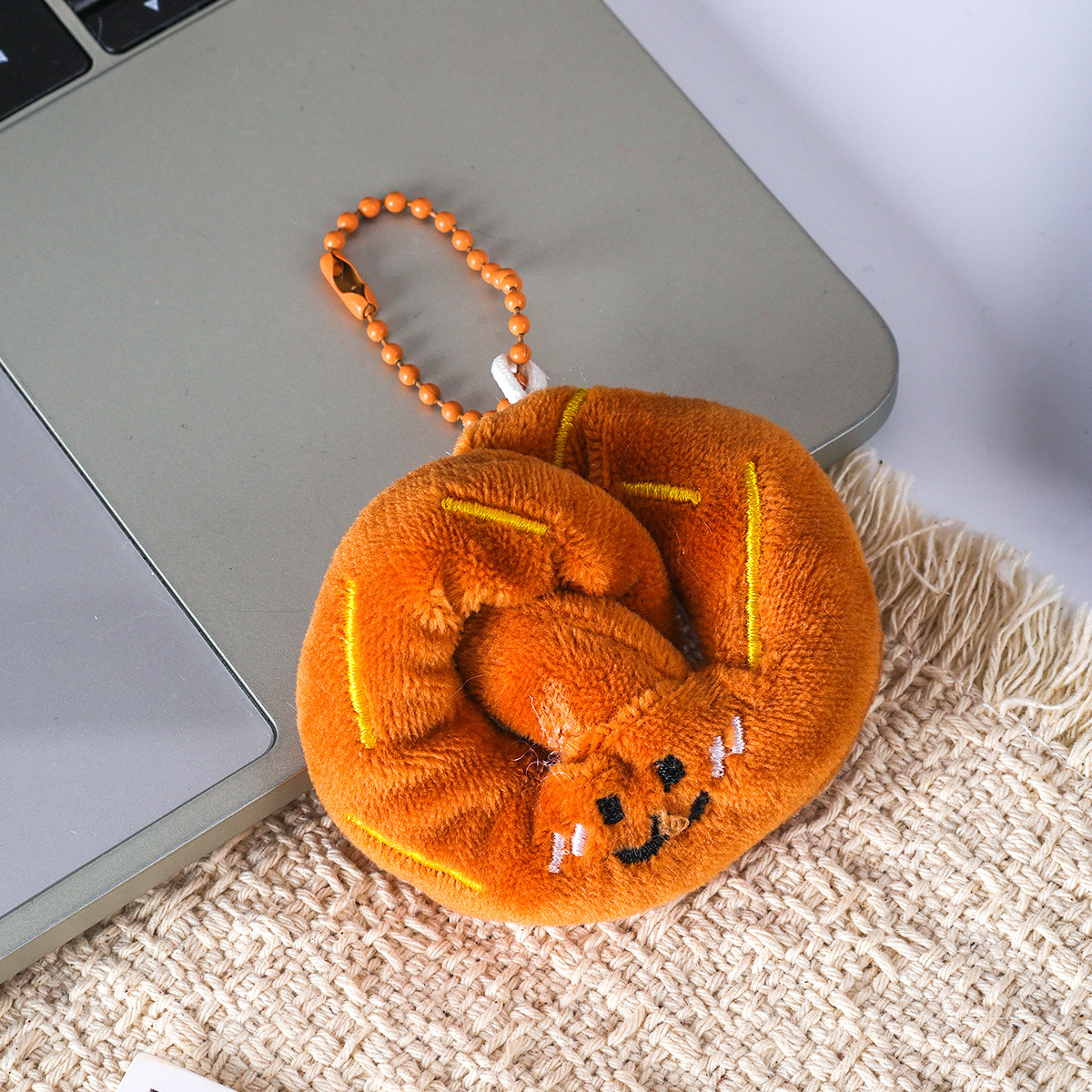 Coffee Pretzel Bead Chain