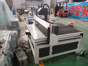 Roteador passatempo <span class=keywords><strong>cnc</strong></span> alumínio y plástico 4x4 1313 <span class=keywords><strong>cnc</strong></span> <span class=keywords><strong>router</strong></span>