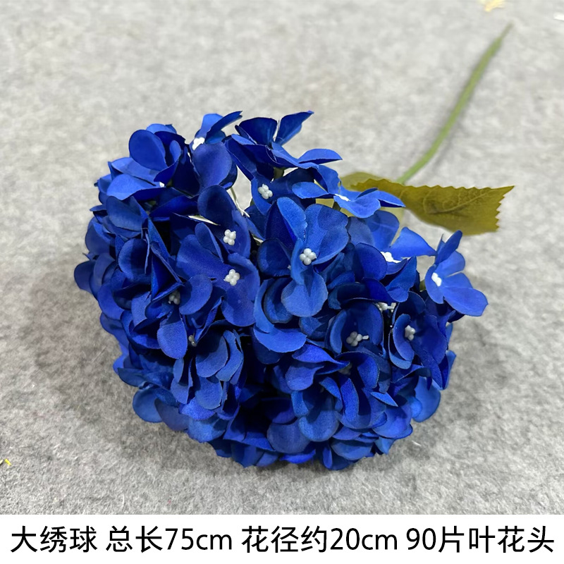 Bleu foncé