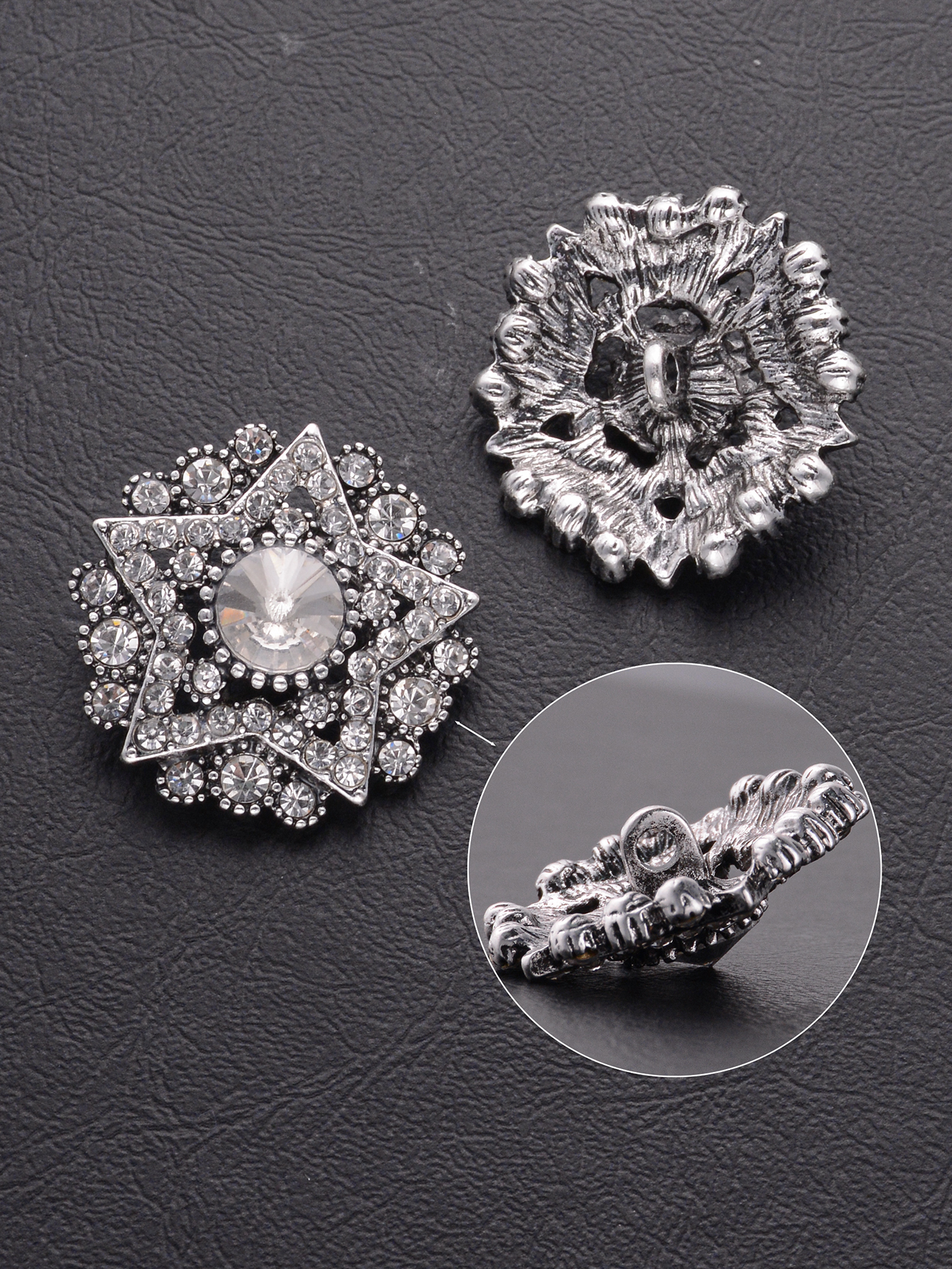 Argento con strass bianchi
