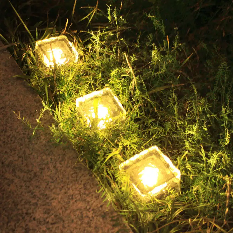 YIZHI giardino esterno vetro solare mattone luce impermeabile Led pavimento di ghiaccio solare sepolto luce cubetto di ghiaccio rocce luce giardino