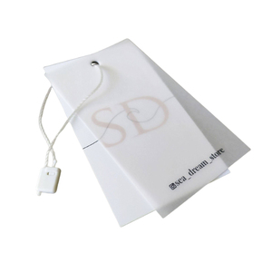 Etiqueta colgante de papel grueso personalizada de gama alta para ropa respetuosa con el medio ambiente impresión UV nombre Logo etiquetas colgantes Etiqueta de ropa con cuerda - Product Image 4