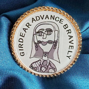 נשים קידמה ליורבי אמייל סיכת מטבע עגול סיכת מטבע סיכת מטבעות דש סיכה עבור חברים מתנות אביזרי תכשיטים - Product Image 1