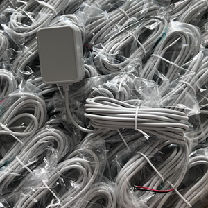 Pantone Cool Grey 2C US 12V 1A電源アダプター (10フィートDCケーブル付き) - Product Image 6