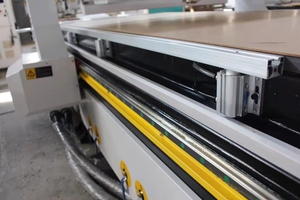 Enrutador de corte de madera sólida, máquina enrutadora industrial de 3 ejes, atc, cnc, para mesa de ordenador, fabricación de armarios - Product Image 2